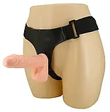 Страпон на чорних трусиках Flight of Fancy з вібратором на батарейках, фото 2