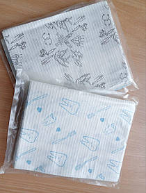 Серветки для пацієнта, тришарові, білі з принтом уп 50шт