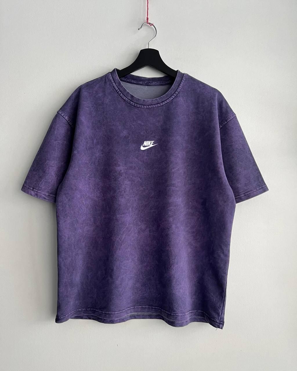 Спортивна чоловіча футболка Nike