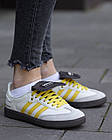 Кросівки жіночі шкіряні Adidas Samba Кросівки адідас білі з жовтими полосками на низькій підошві, фото 3