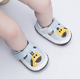 Пінетки-туфлі для хлопчика блакитні з жирафом 6-12 міс