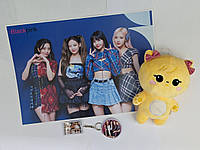 Набор Blackpink плакат іграшка брелок значок Блекпинк к-поп подарок Блекпінк