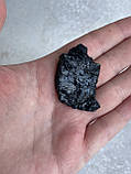 Шерл необроблений натуральний 40*24*11 мм камінь чорний турмалін., фото 2