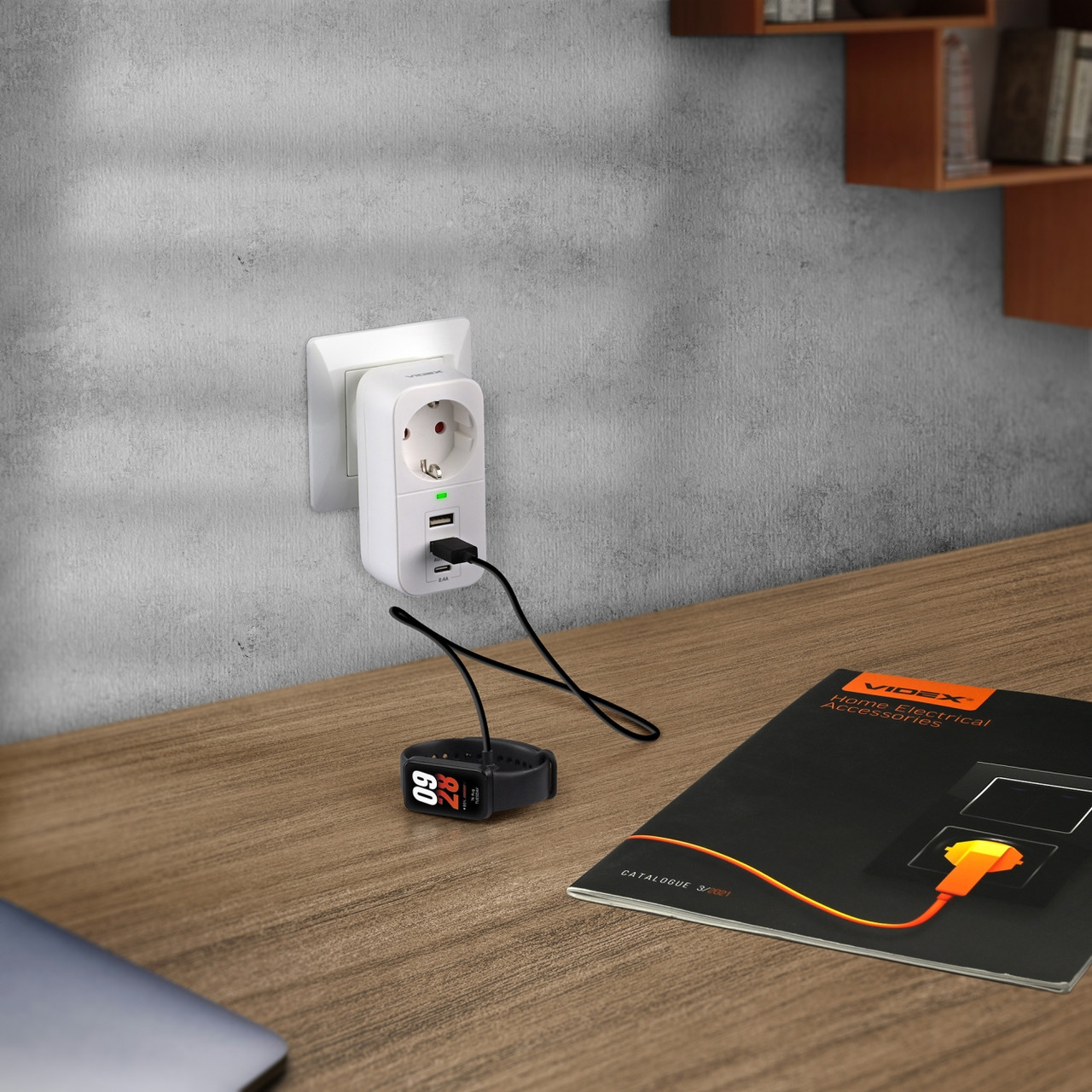 Мережевий адаптер ONCORD з/з 1п 2.4A 2USB+USB-C White