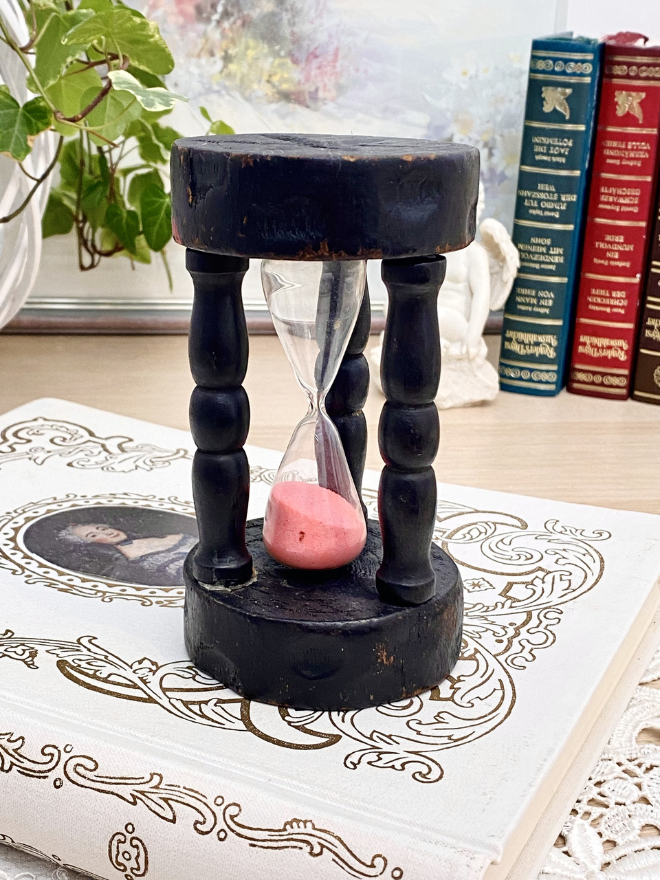 Старий пісочний годинник в дерев'яний корпус, Трихвилинні, Німеччина, вінтаж