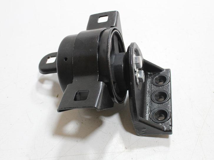 Подушка двигуна Chevrolet Aveo права МКПП 96535431 SHIKOO