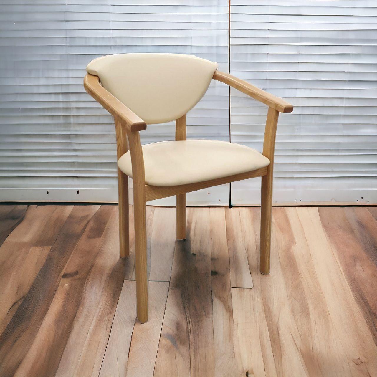 Стілець кухонний обідній з підлокітниками дерев'яний Алексіс на кухню стільці для будинку бару кафе ресторана