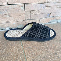 Капці чоловічі домашні в клітинку, відкриті спереду