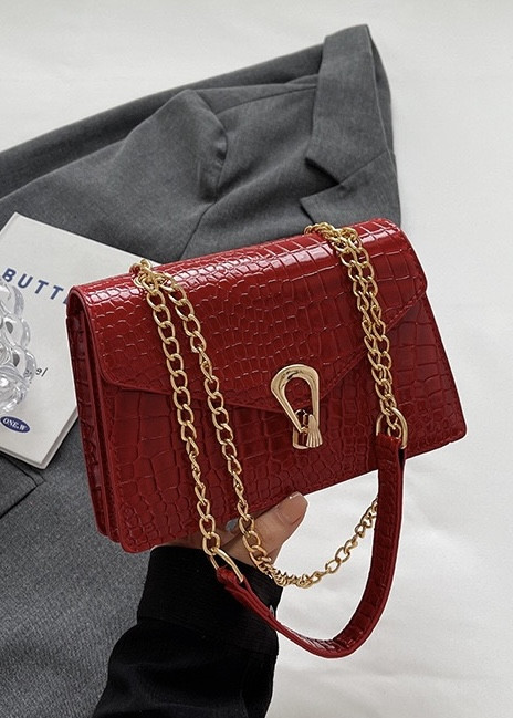 Жіноча класична сумка 3120-6585 через плече крос-боді на ланцюжку рептилія червона, фото 1