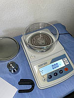 Весы лабораторные электронные ТВЕ внутренняя калибровка