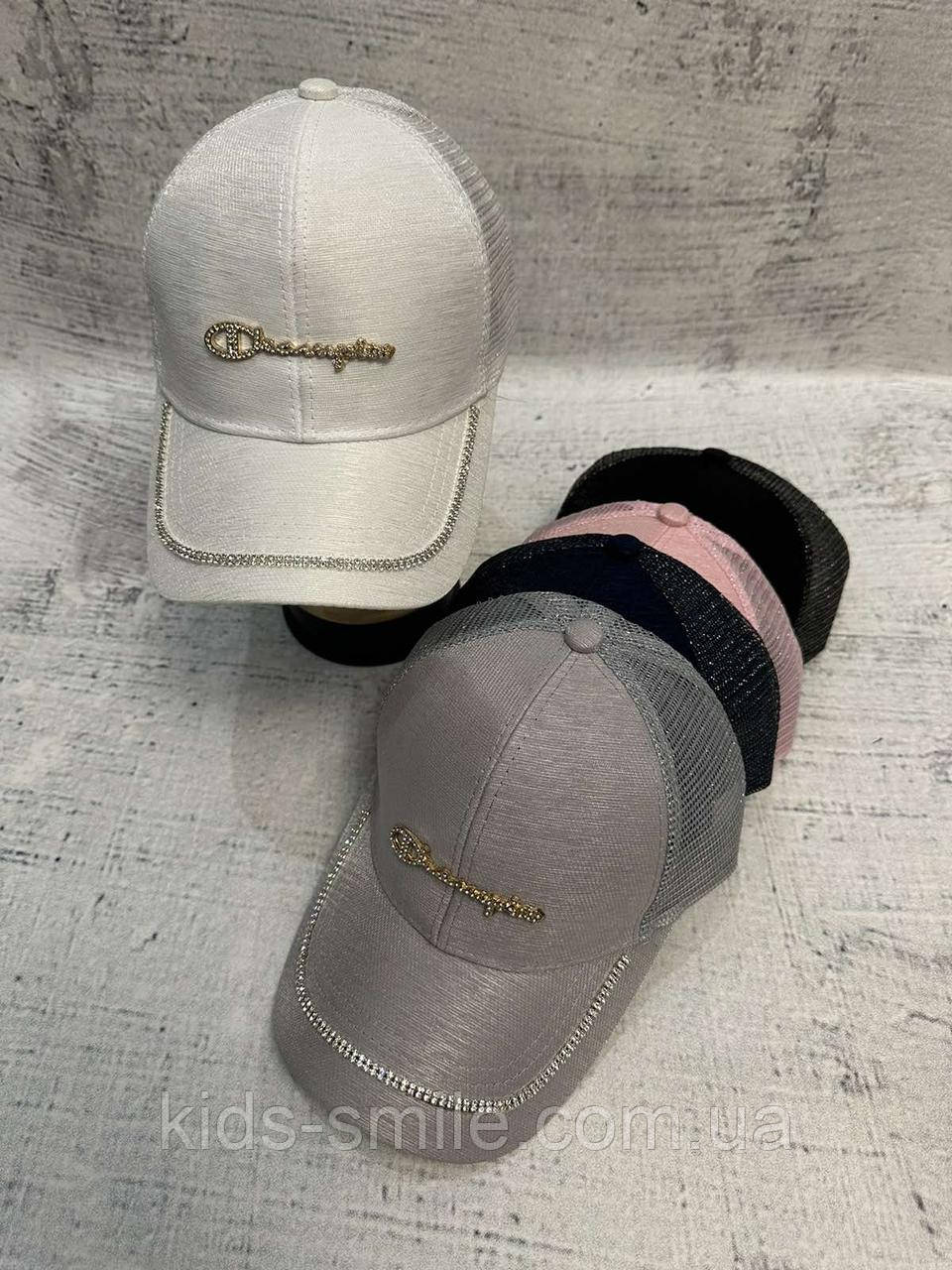 Кепки жіночі