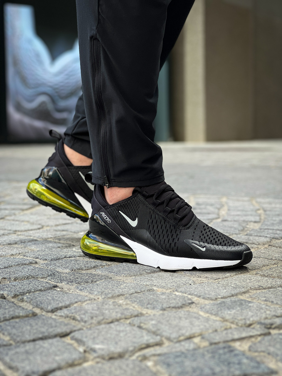 Nike air 270 model sale