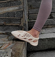 Кроссовки тапочки Adidas Yeezy Foam Runner бежевые полномерные