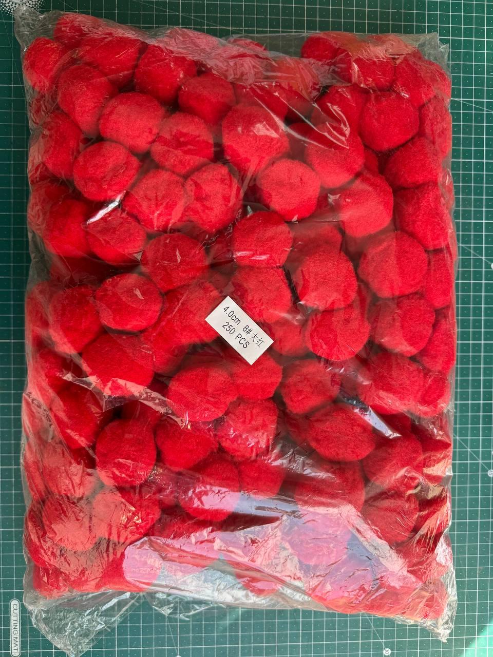 Помпони нейлонові "4 см", червоні 250 шт.