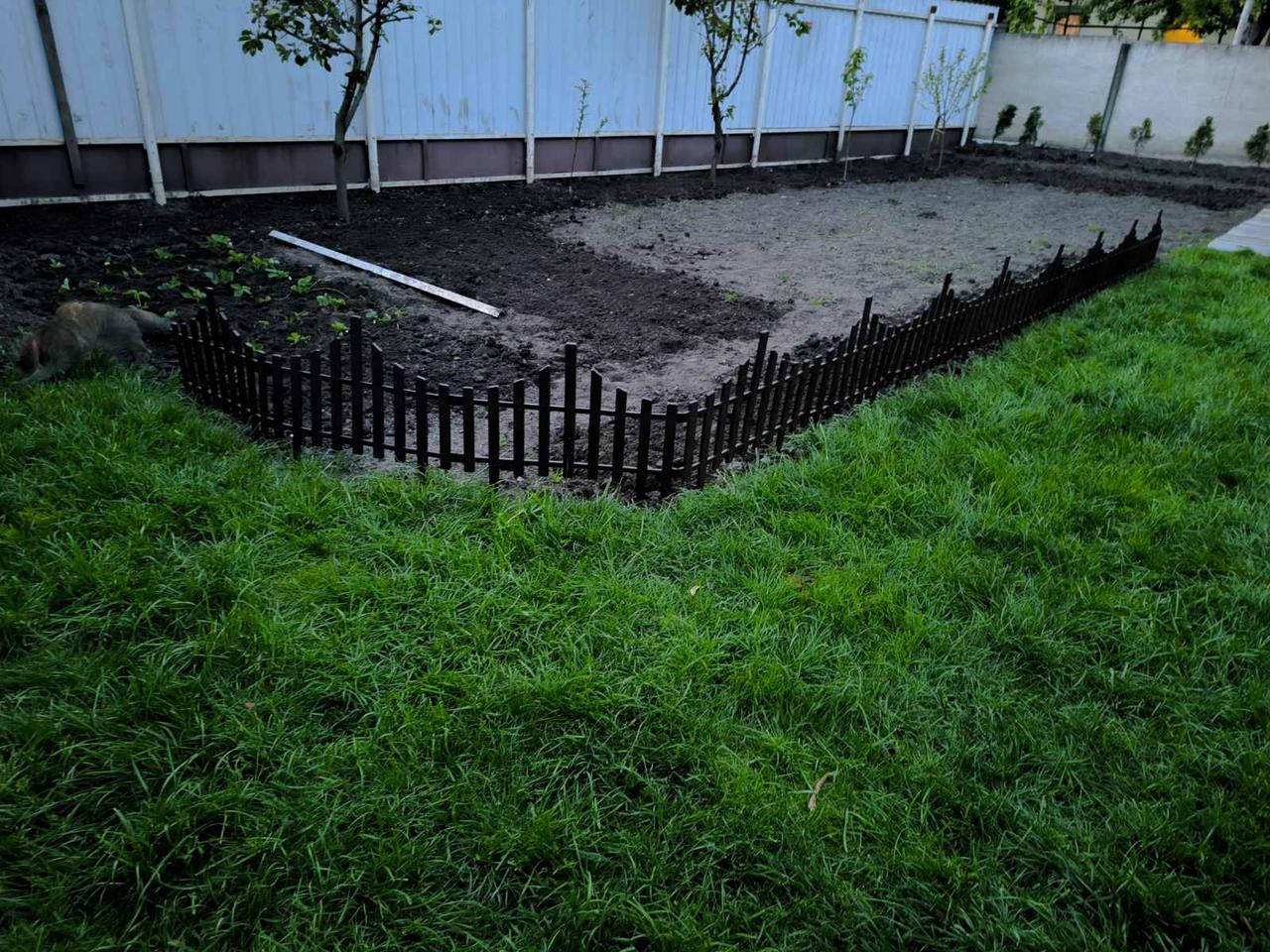 Забор для газона пластиковый 4 секции (общая длина 2 м 56 см) Коричневый Алеана OS-005 - фото 10 - id-p784847611
