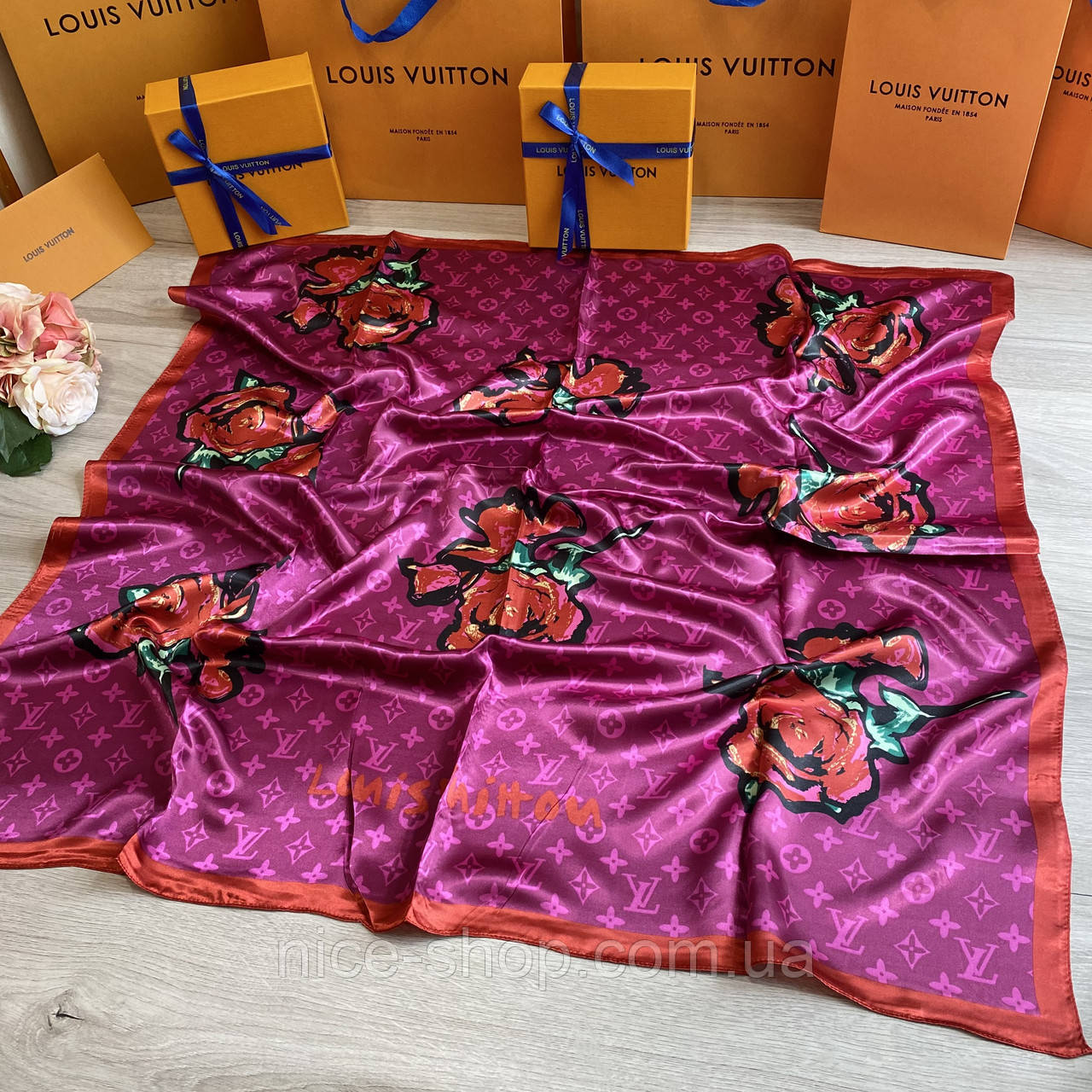 Хустка Louis Vuitton шовкова