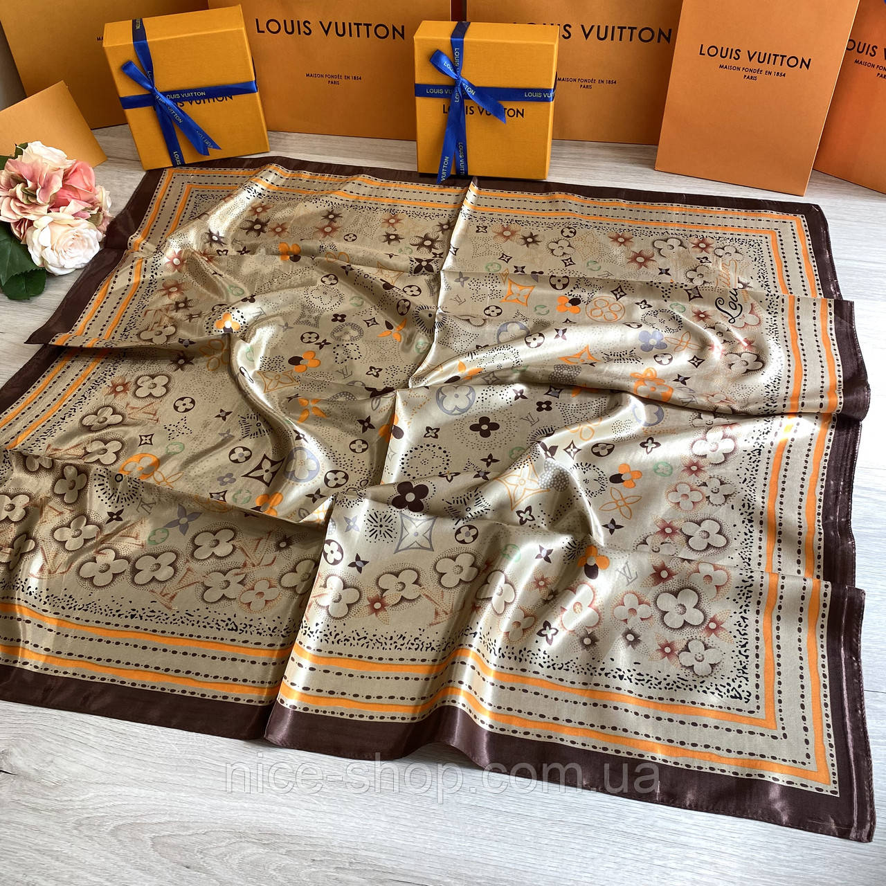 Хустка Louis Vuitton шовкова