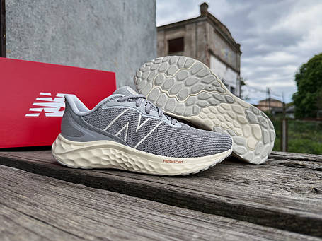 Жіночі кросівки New Balance Arishi v4 WARISAG4 сірий Оригінал, фото 1