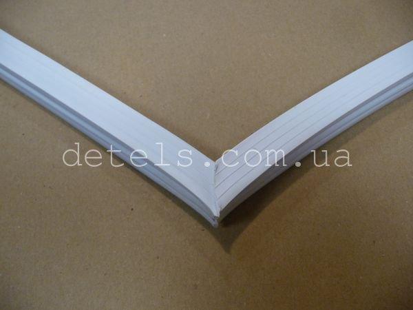 Уплотнювач морозильної камери Норд 223, гума 305x545 мм, кріплення на саморезах, фото 1