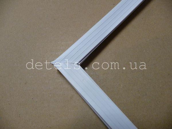 Уплотнювач морозильної камери Норд 235, гумка 420x545 мм, кріплення на саморезах, фото 1