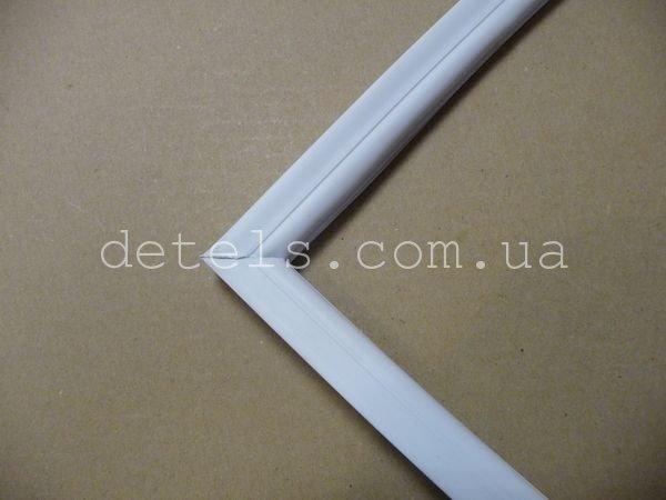 Уплотнювач морозильної камери Орськ 112, гума 280x560 мм на саморезах, фото 1