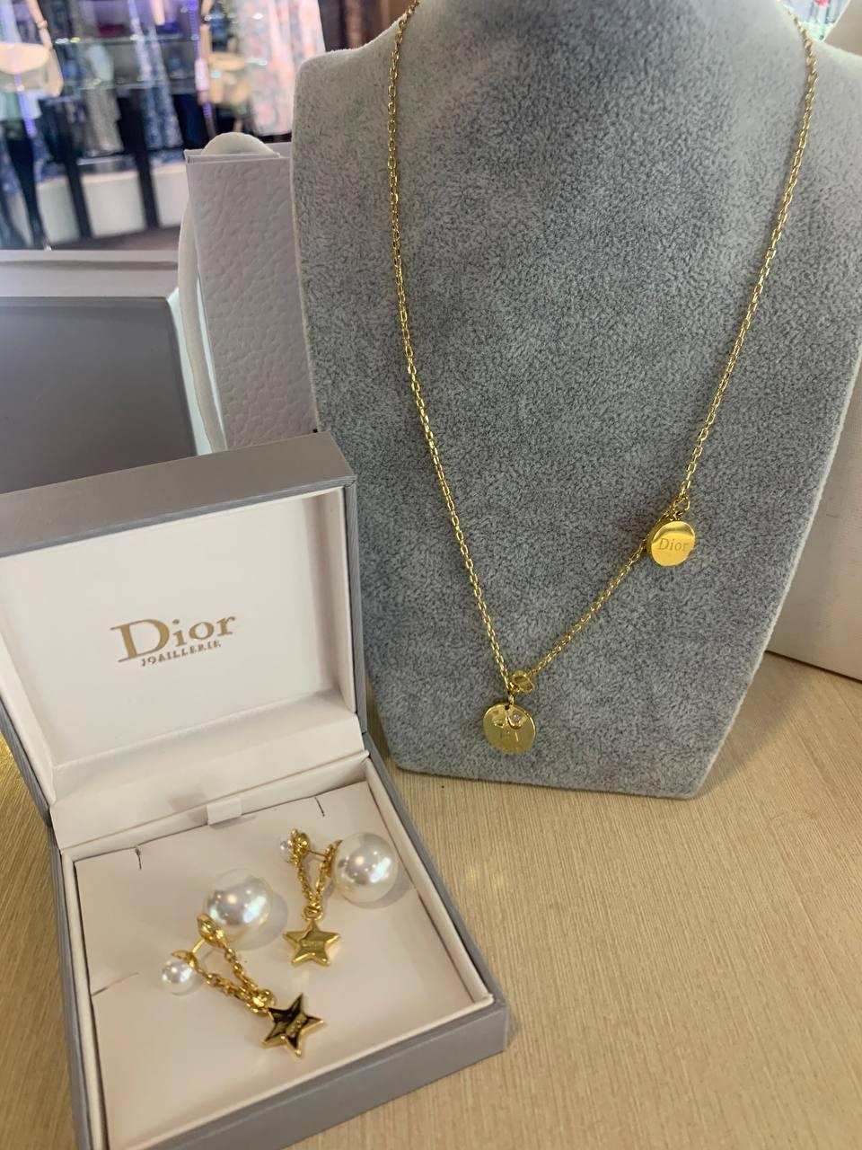 Діор підвіска/ Dior