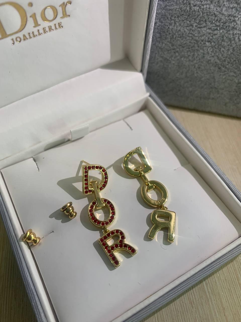 Діор сережки / Dior