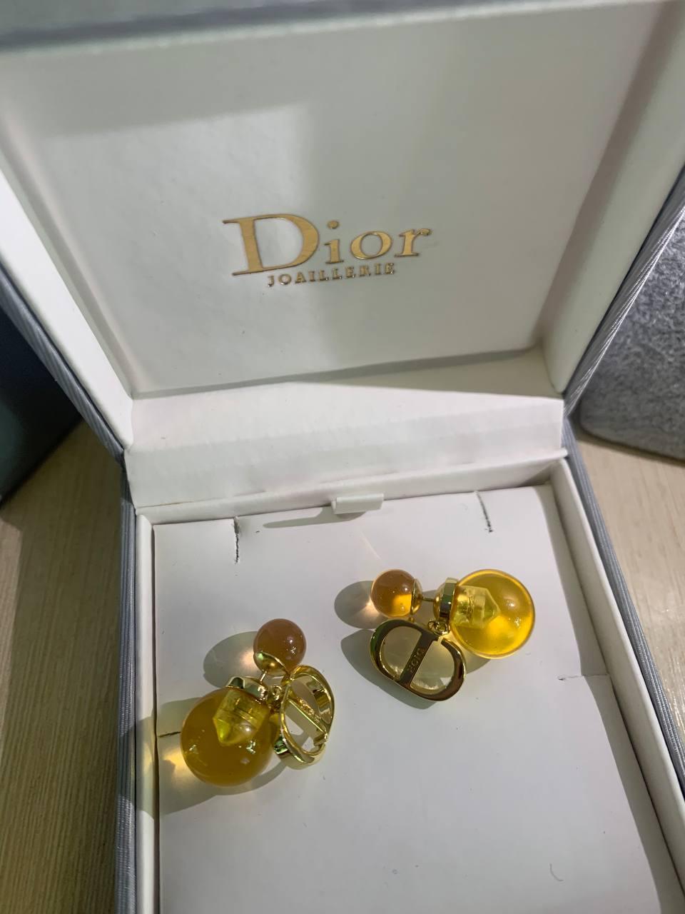 Діор сережки / Dior