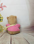 М'яка іграшка Капібара у світері рожевий з ведмедиком 23 см тренд Тік-Тока. Водосвинка, фото 2