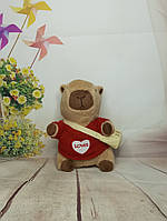 М'яка іграшка Капібара у світері червоний з сердцем 23 см тренд Тік-Тока. Водосвинка