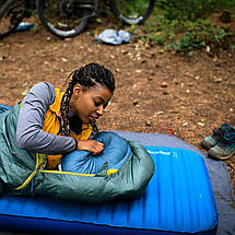 Надувна подушка Therm-A-Rest Airhead Down L (Navy Print), фото 5