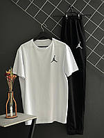 Мужской летний комплект Jordan черные штаны белая футболка Джордан