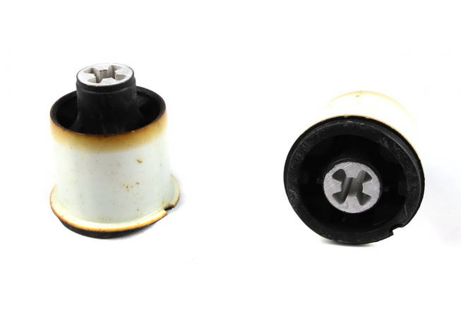 Сайлентблок задньої балки Renault Kangoo 08- (к-кт 2шт) Renault 550440923R, фото 1