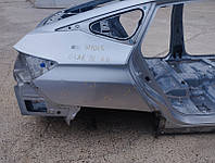 Четверть крыло задняя правая Honda Clarity 18-21 usa на кузове, серебро, примята, тычки