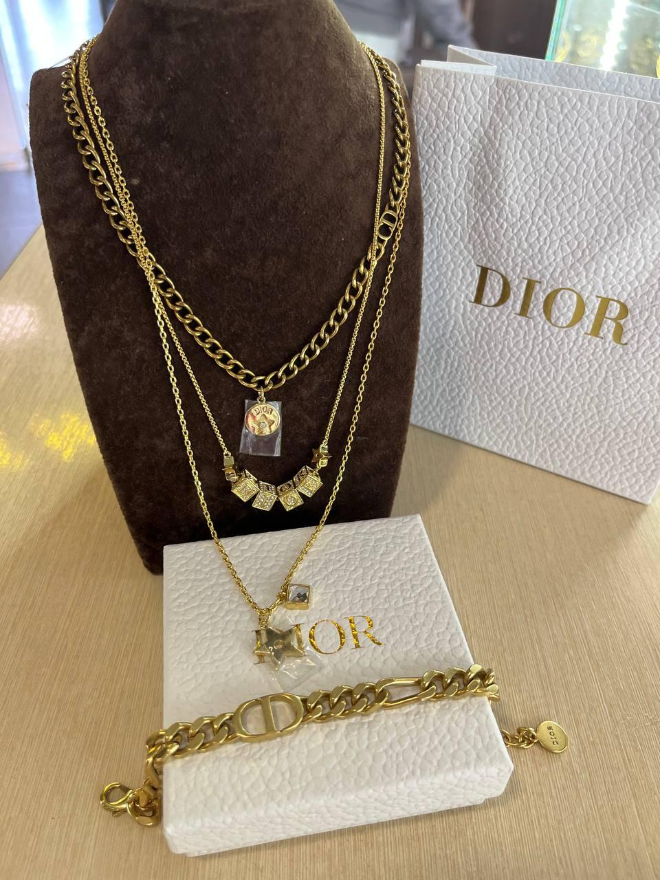 Діор підвіска/ Dior