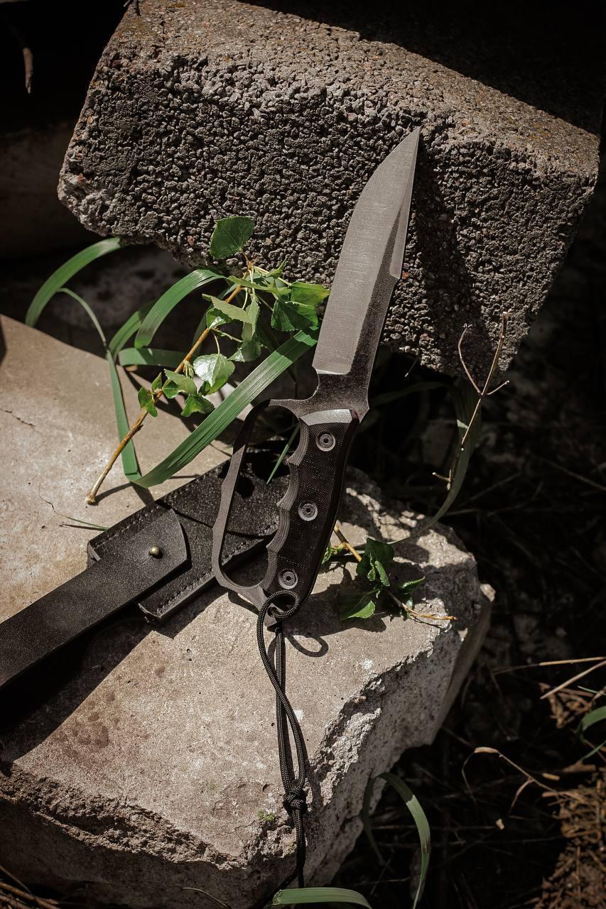 Нож ручной работы «Кастет #1» с кожаными ножнами Х12МФ/60 HRC. от ...