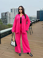 Летний легкий женский льняной брючный костюм двойка рубашка с широкими штанами лен жатка свободного кроя OS 48/50, Малина