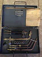 Комплект газосварщика КГС-2-02 в металлическом чемоданчике (производство Кировакан ссср 1987г.)