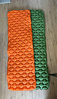 Туристичний надувний килимок, матрац (каремат) з подушкою та насосом