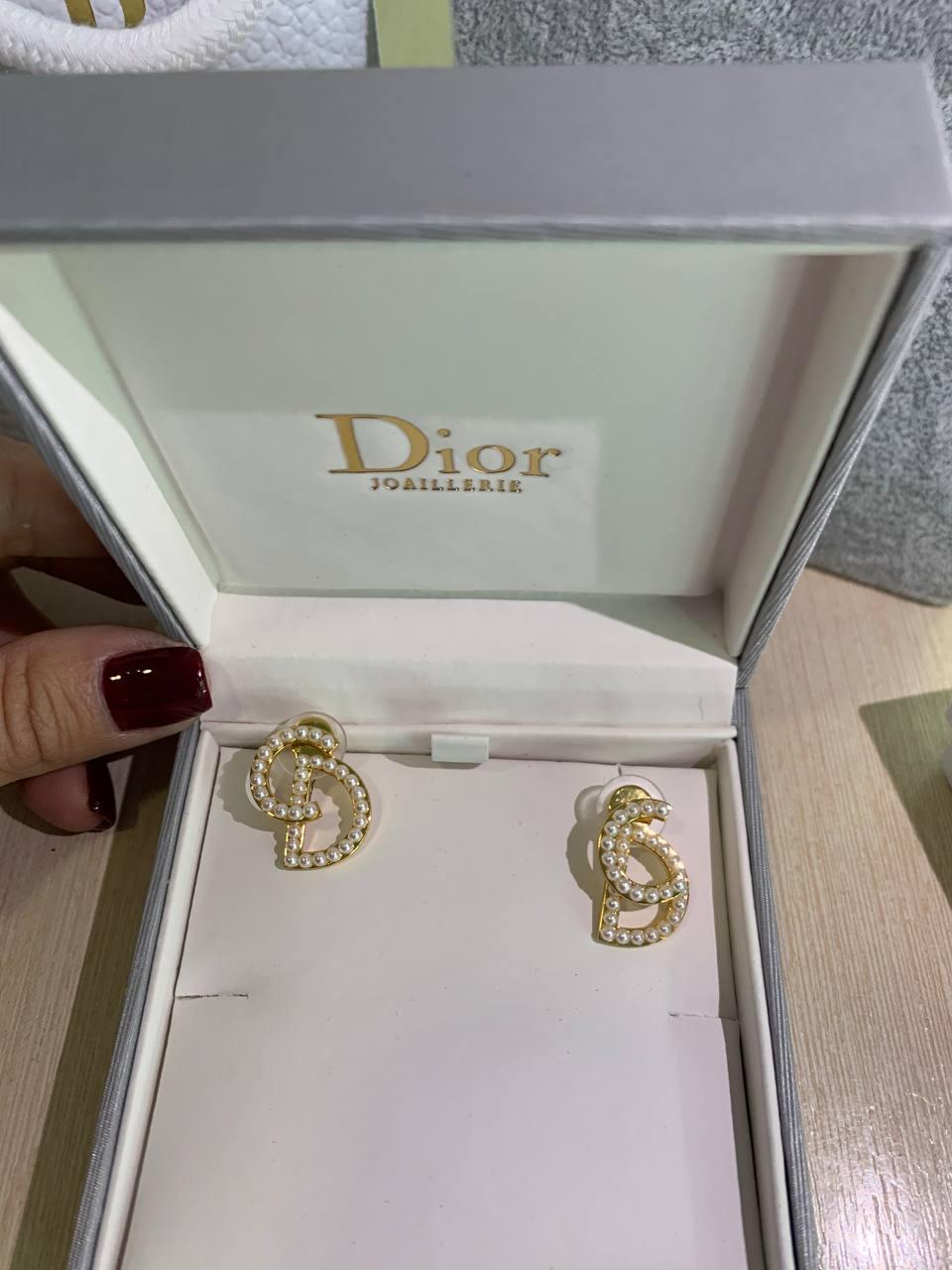 Діор  сережки / Dior