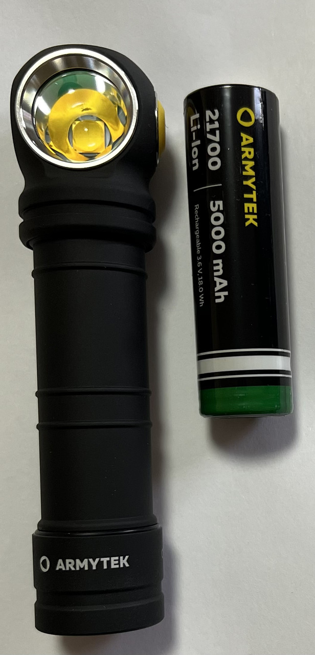 Armytek Wizard v4 C2 Pro Max LR USB Cree XHP70.2 White
