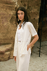 Літня жіноча сорочка з італійського трикотажу вільного фасону 42-52 розміри різні кольори