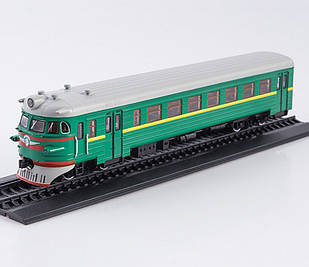 ЕР2 масштабна модель головного вагона електропоїзду з рейками 1:87 (Наші потяги).