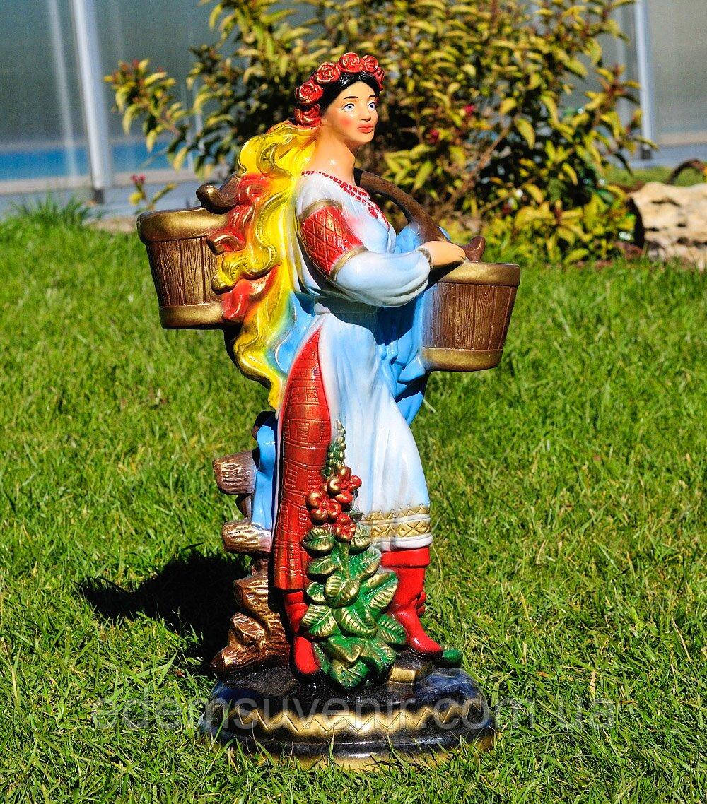 Підставка для квітів Українка з коромислом