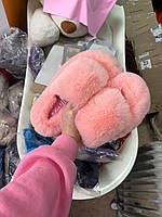 Меховые тапочки комнатные для дома с открытым носком из эко меха в нежно розовом цвете Китти