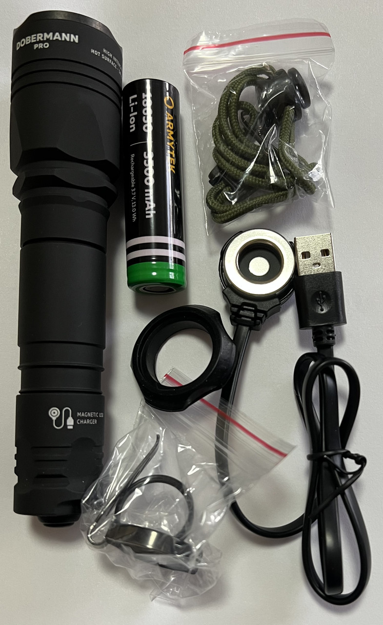 Ліхтар Armytek Dobermann Pro XHP35 High Intensity Cool White, біле світло