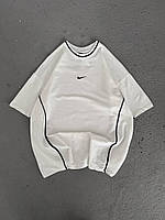 Белая мужская футболка Найк с вышитым логотипом на груди Nike Toyvoo Біла чоловіча футболка найк з вишитим