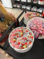 Подарунковий Бокс для дівчини солодкий подарунок