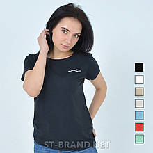 44,46,48,50,52,54. Жіноча однотонна футболка з мінімалістичним принтом - чорна