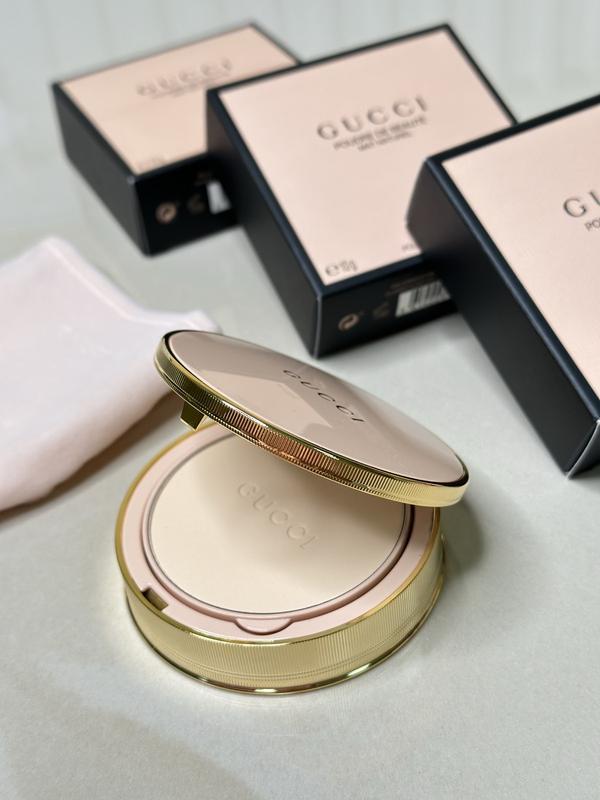 Пудра для лица Gucci Poudre De Beauté Mat Naturel Beauty Setting Powder - оттенок 01 - фото 10 - id-p1815027610